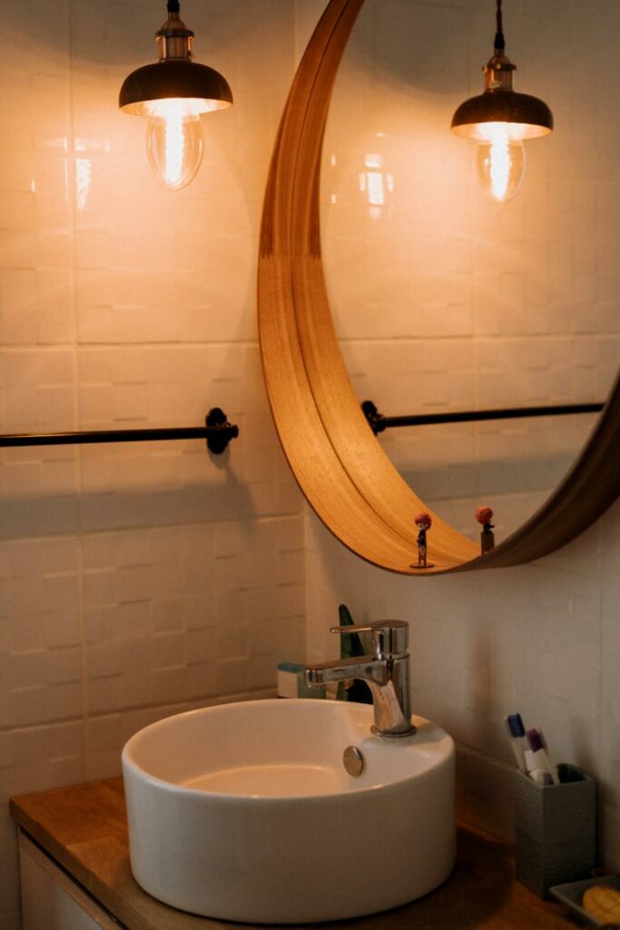 umweltfreundliches Badezimmer, led beleuchtung